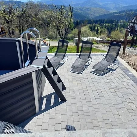 Drewniany Simonka Alpesi faház