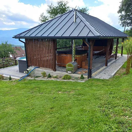 Drewniany Simonka Chalé *