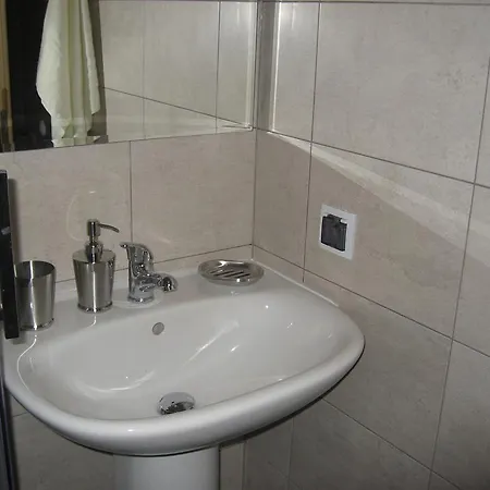 Drewniany Simonka Alpesi faház